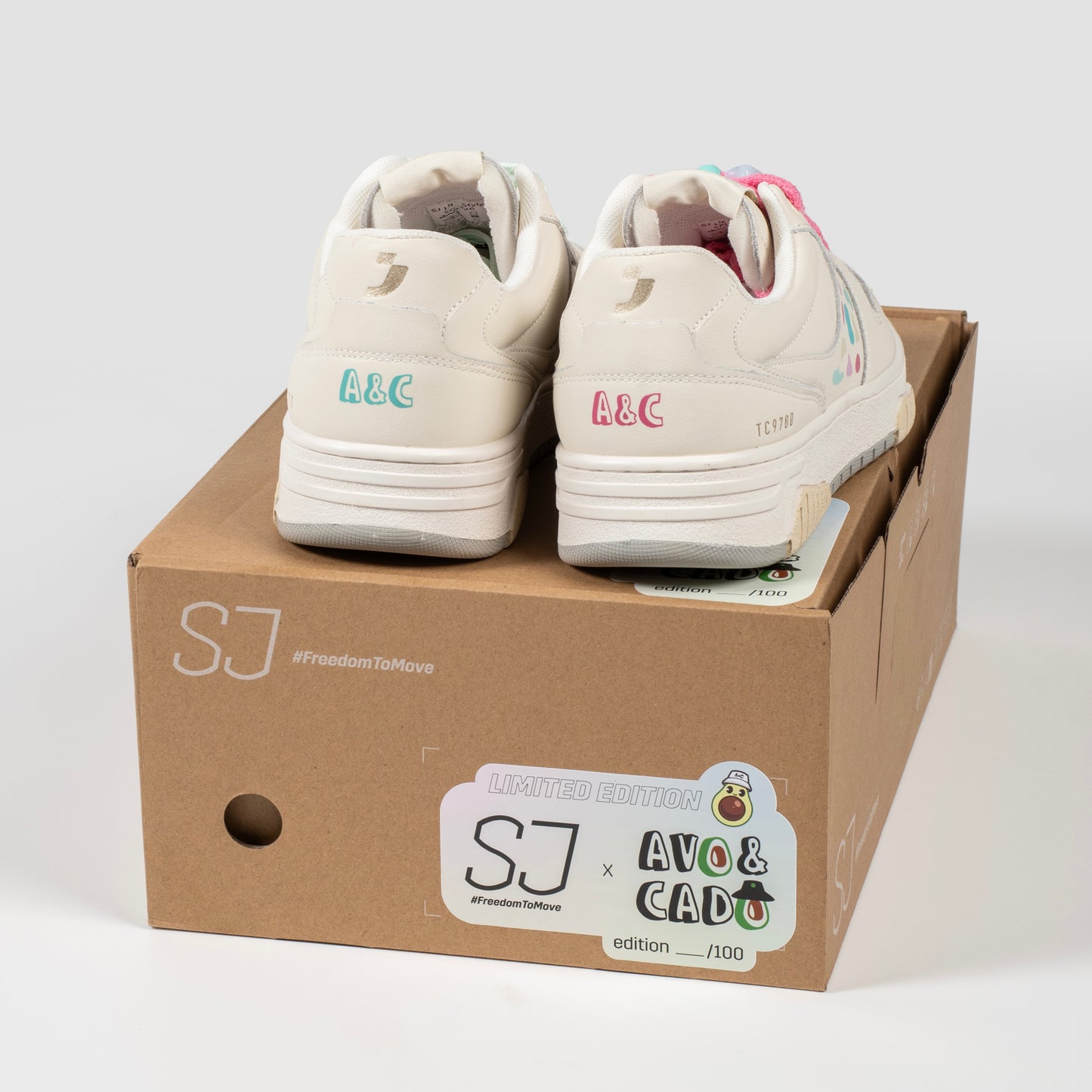 A&C x SJ WHITE SNEAKER